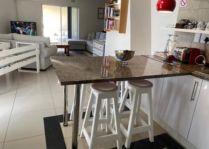 Seaview Sunset Boutique Apartments - Solar Powered