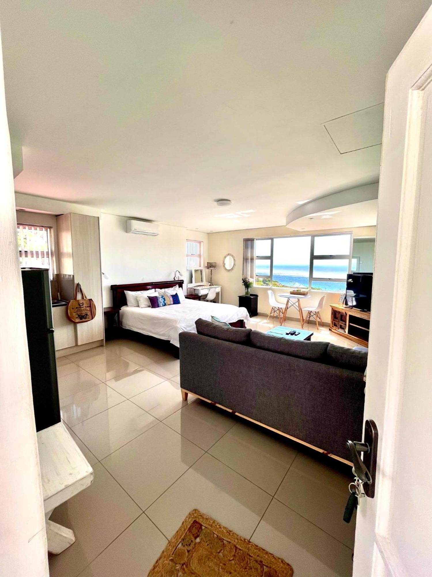 Apartment Seaview Sunset Boutique - Solar Powered *