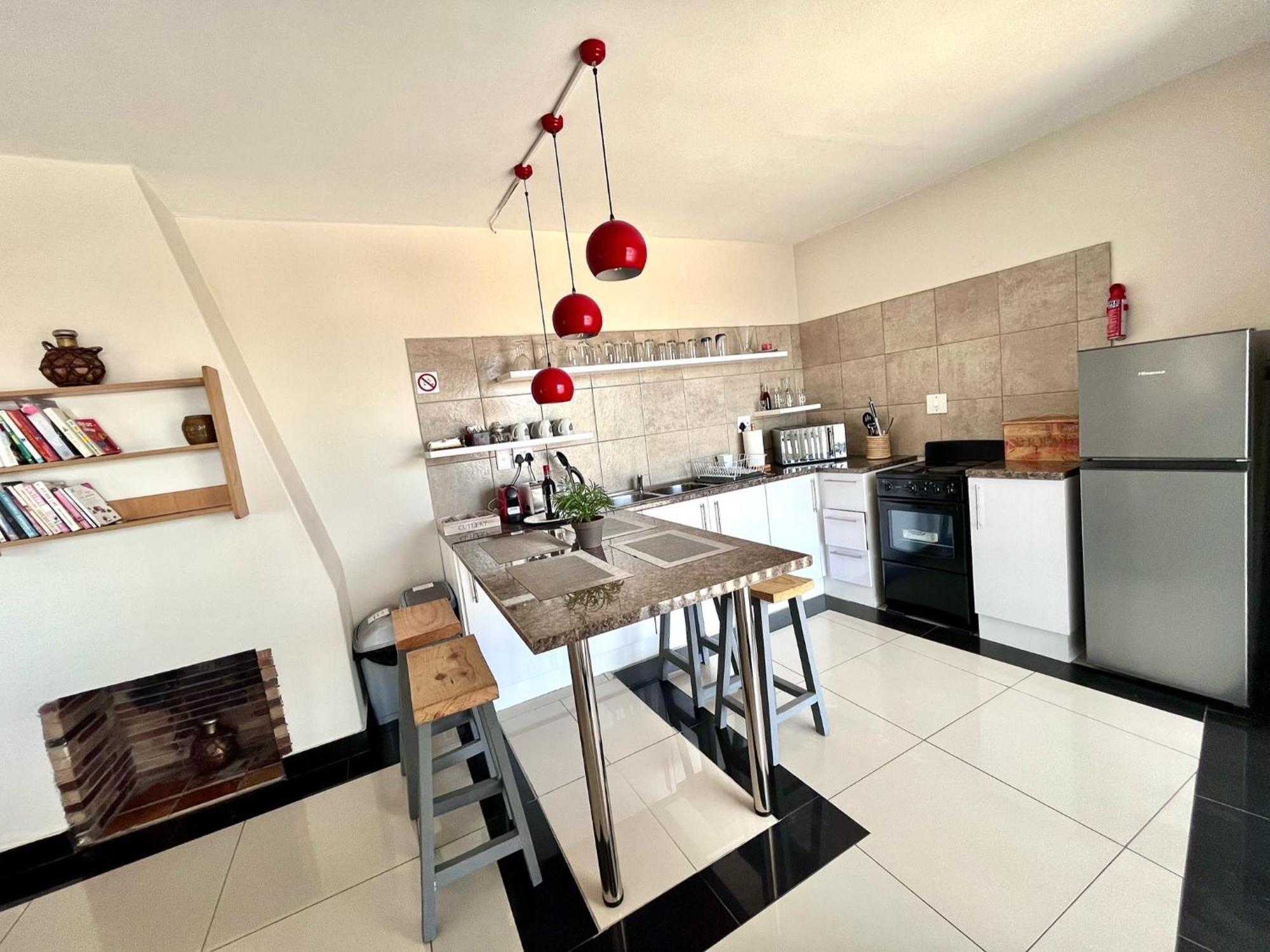 Seaview Sunset Boutique - Solar Powered * Cape Town