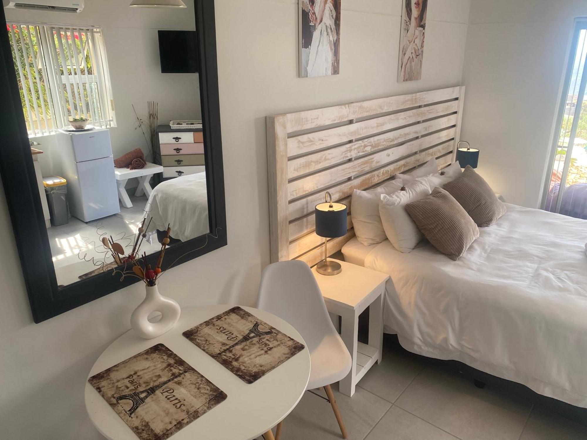 Seaview Sunset Boutique - Solar Powered Appartement
